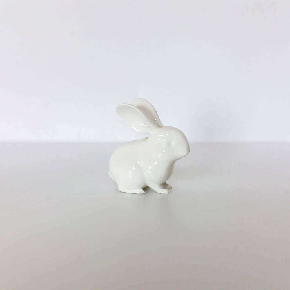 Preview: Porzellanfigur - HASE sitzend Weiss